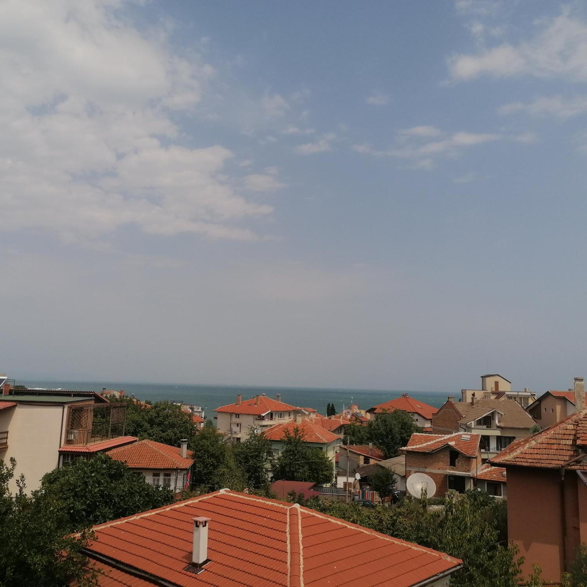 Apartments Dona Chernomorets Eksteriør billede
