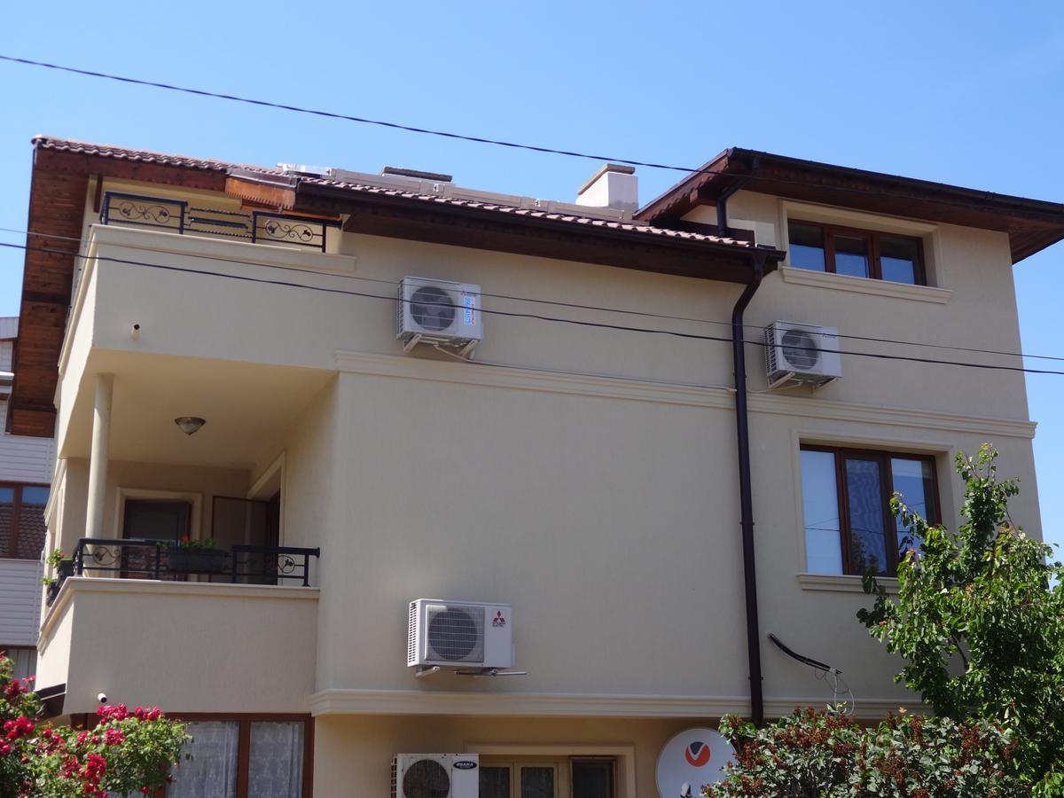 Apartments Dona Chernomorets Eksteriør billede