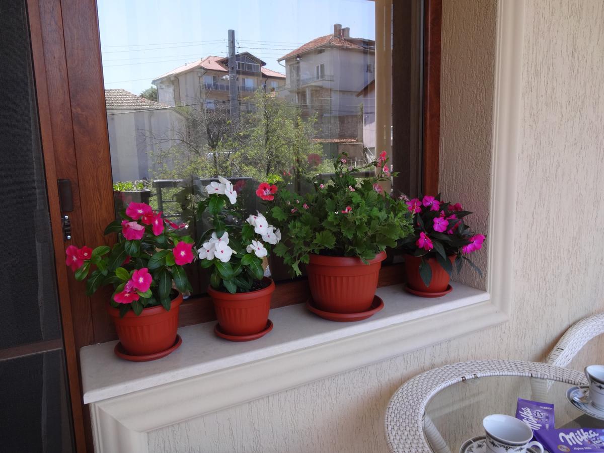 Apartments Dona Chernomorets Eksteriør billede